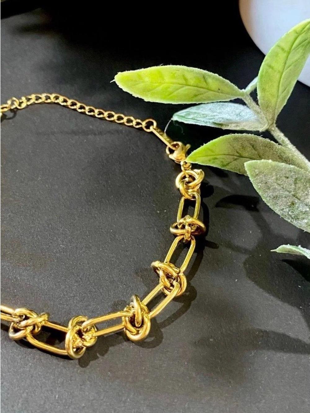 Gold Link & Knotted Chic Bracelet